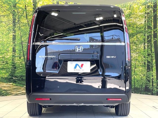 STEPWAGON e:HEV