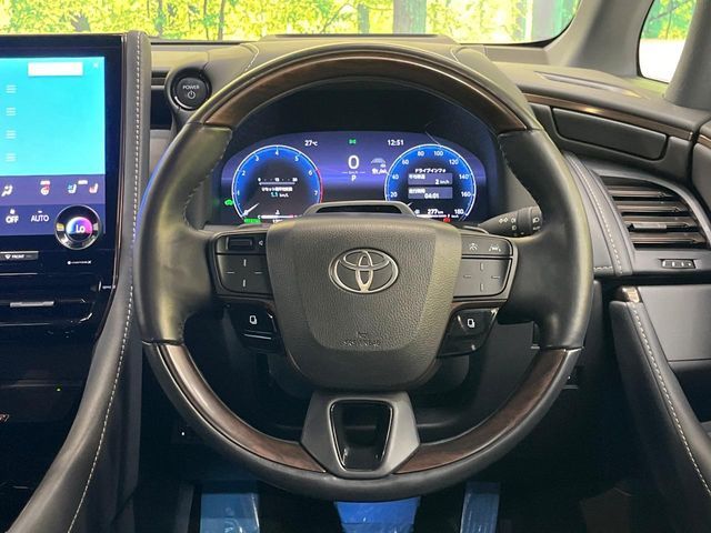 ALPHARD hybrid
