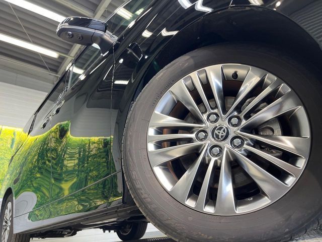 ALPHARD hybrid