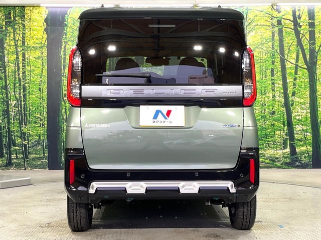 DELICA MINI