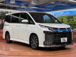 VOXY HYBRID