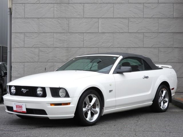 FORD MUSTANG open
