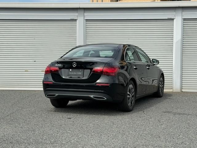 MERCEDES BENZ A class sedan