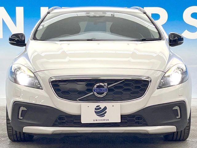 VOLVO V40 CROSS COUNTRY