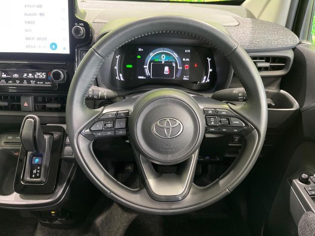SIENTA HYBRID