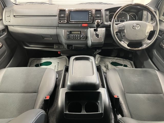 HIACE van 2WD
