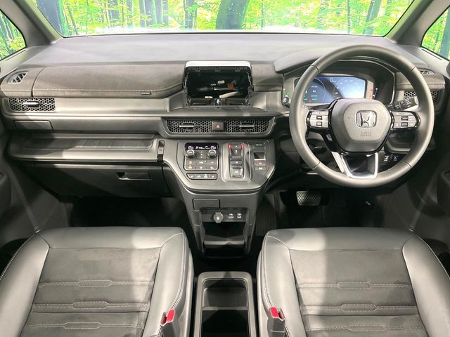 STEPWAGON e:HEV SPADA