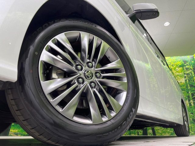 ALPHARD hybrid