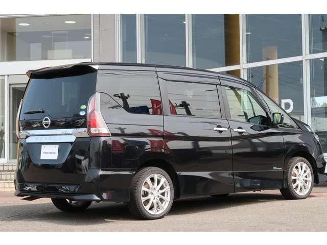 SERENA  S-HYBRID 4WD