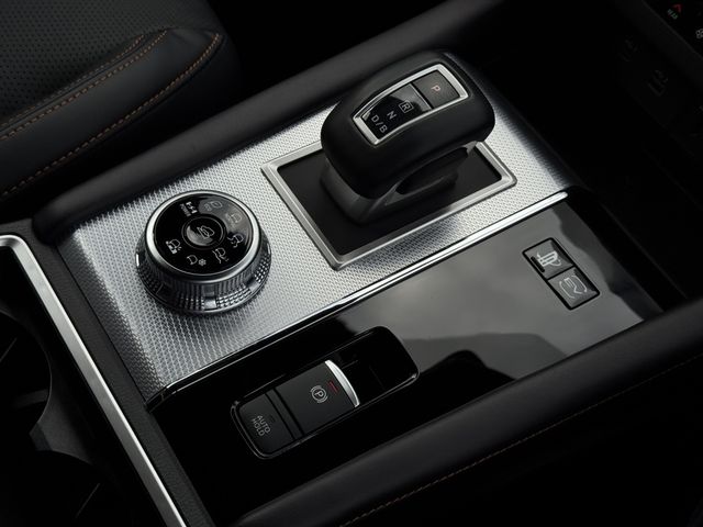 OUTLANDER PHEV