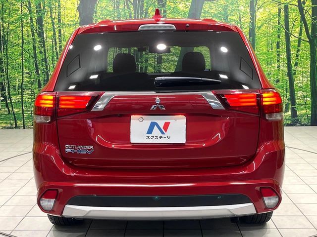 OUTLANDER PHEV