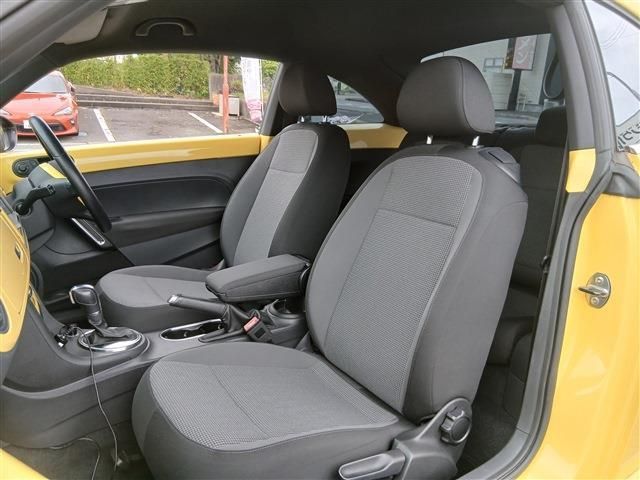 VOLKSWAGEN The BEETLE