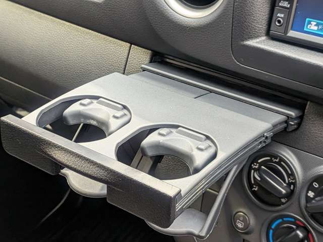 CARAVAN van 2WD