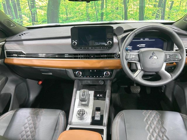 OUTLANDER PHEV