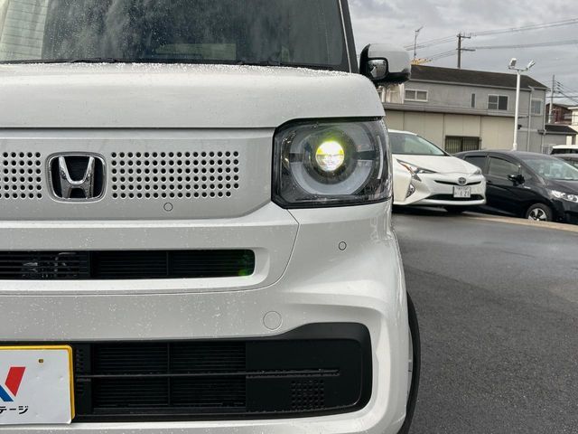 N BOX
