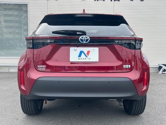 YARIS CROSS HYBRID