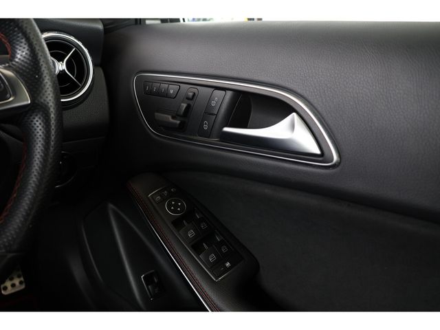 MERCEDES BENZ GLA class