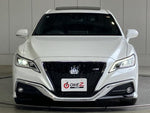 CROWN sedan hybrid