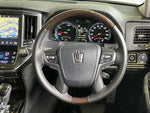 CROWN sedan hybrid