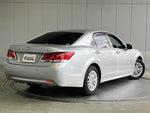 CROWN sedan