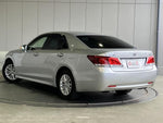 CROWN sedan