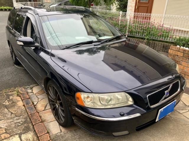 VOLVO V70