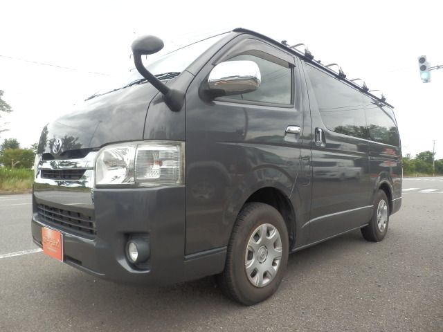 HIACE van 4WD