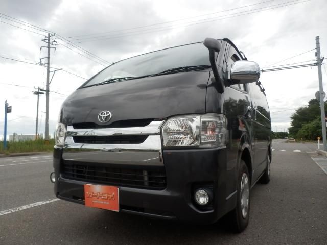 HIACE van 4WD