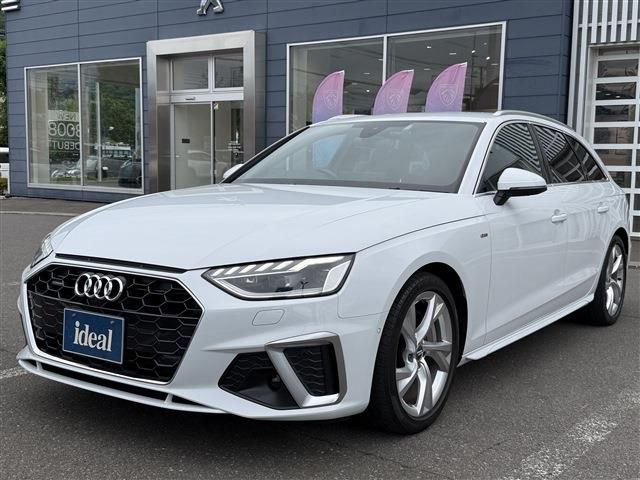 AUDI A4 AVANT