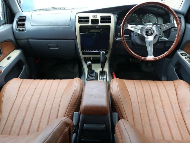 HILUXSURF wagon 4WD