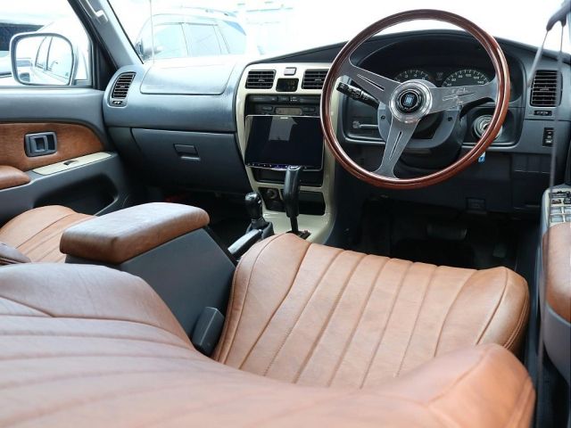 HILUXSURF wagon 4WD