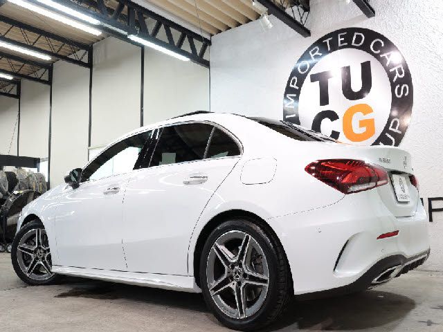 MERCEDES BENZ A class sedan