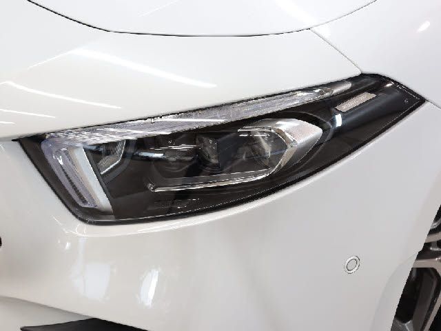 MERCEDES BENZ A class sedan