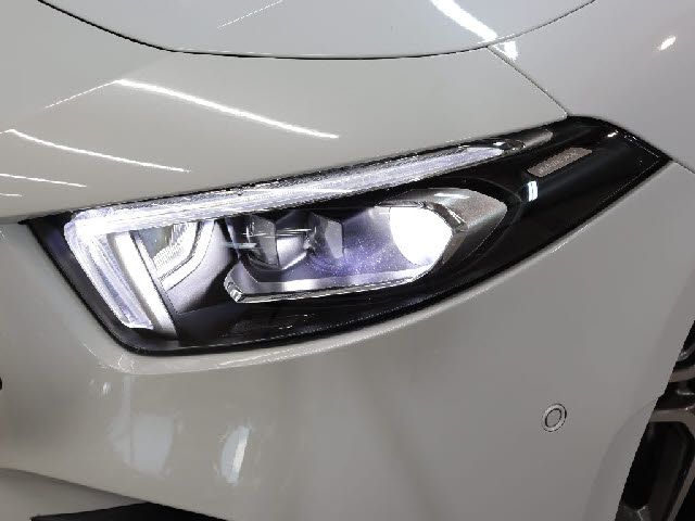 MERCEDES BENZ A class sedan