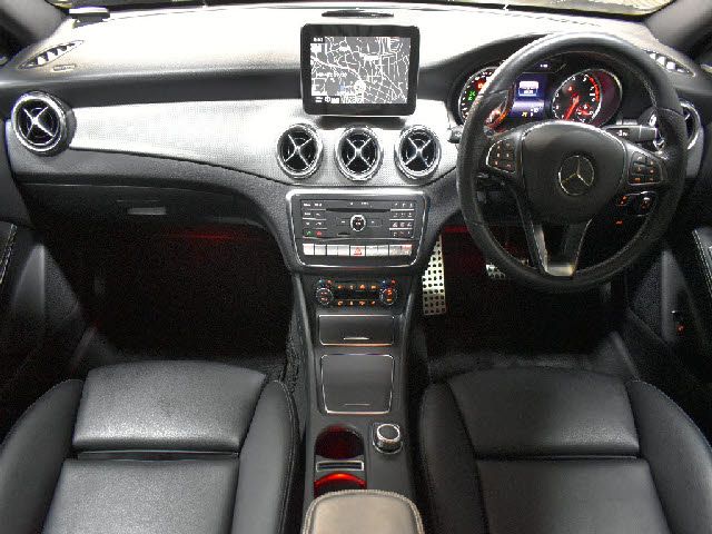 MERCEDES BENZ GLA class
