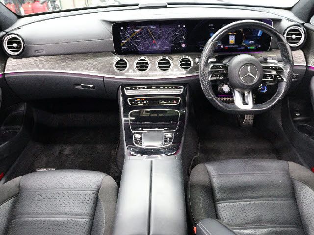 ＡＭＧ　Ｅクラス　セダン　ハイブリッド