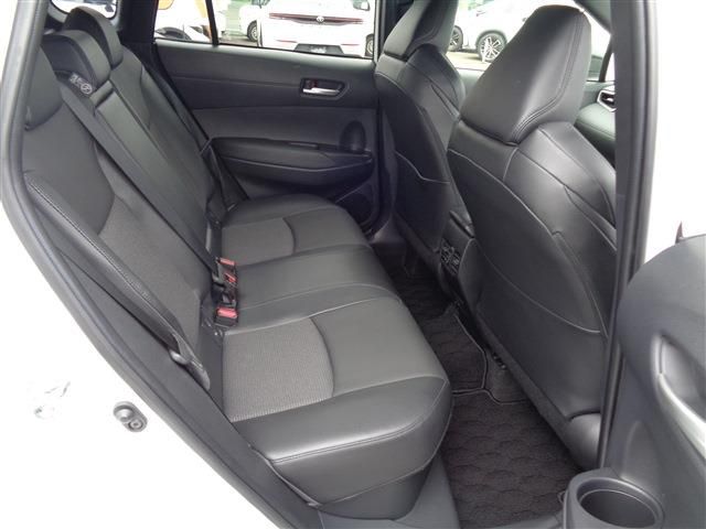 COROLLA CROSS HYBRID