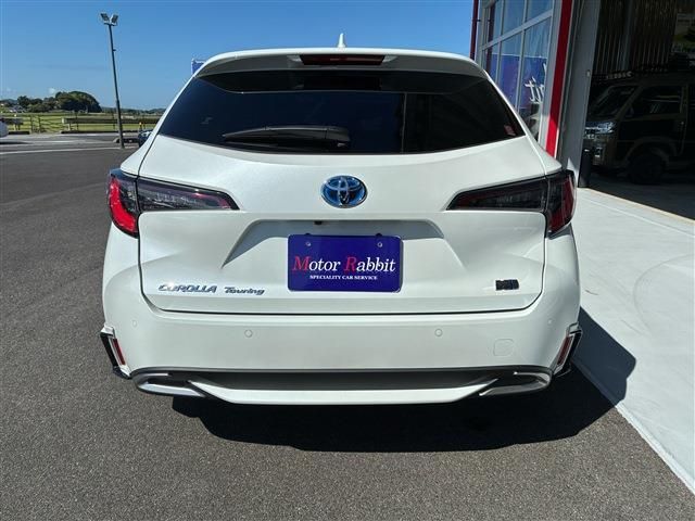 COROLLA TOURING HYBRID