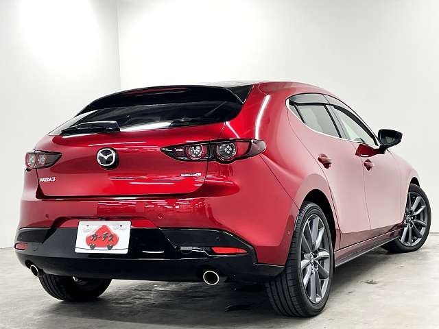 MAZDA3 FASTBACK