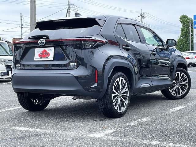 YARIS CROSS HYBRID