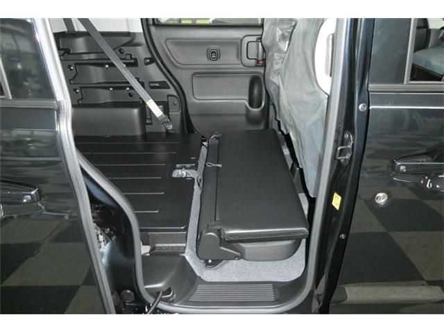 Spacia BASE 4WD