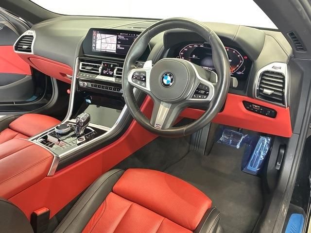 BMW 8series open