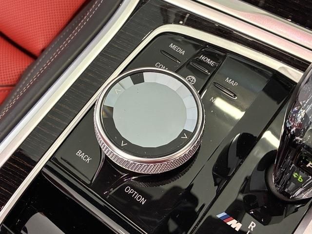BMW 8series open