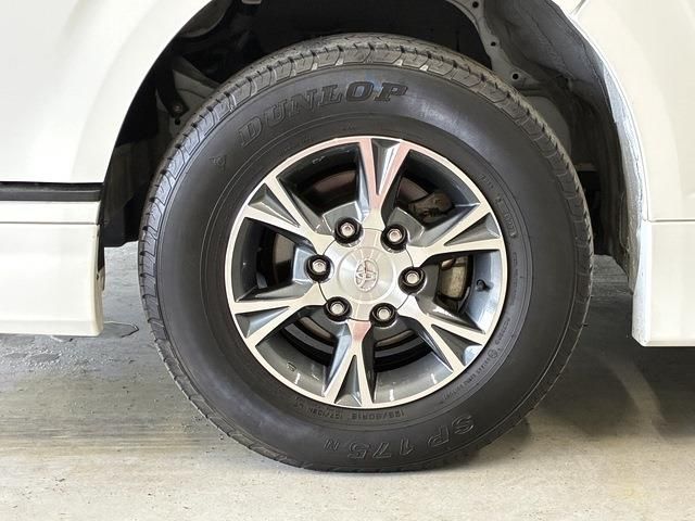 HIACE van 4WD