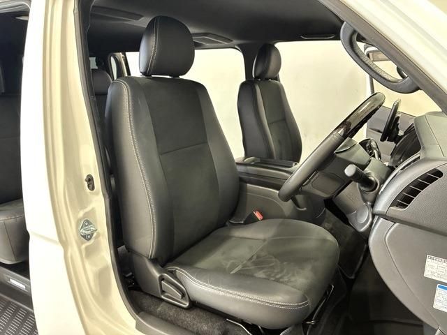HIACE van 4WD