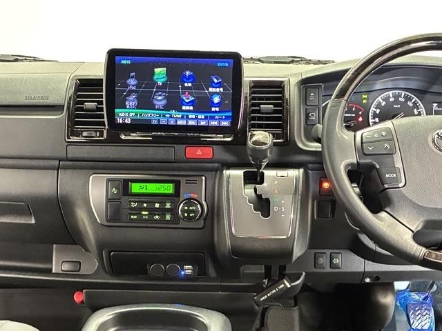 HIACE van 4WD