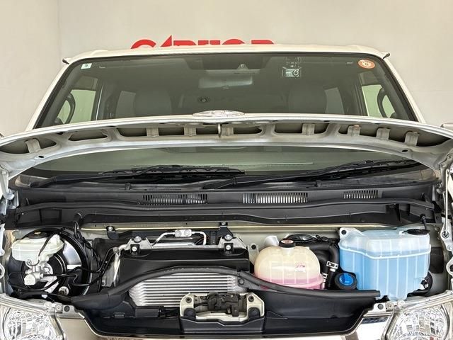 HIACE van 4WD