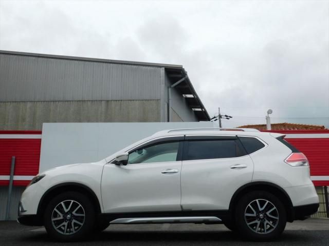 X-TRAIL 4WD