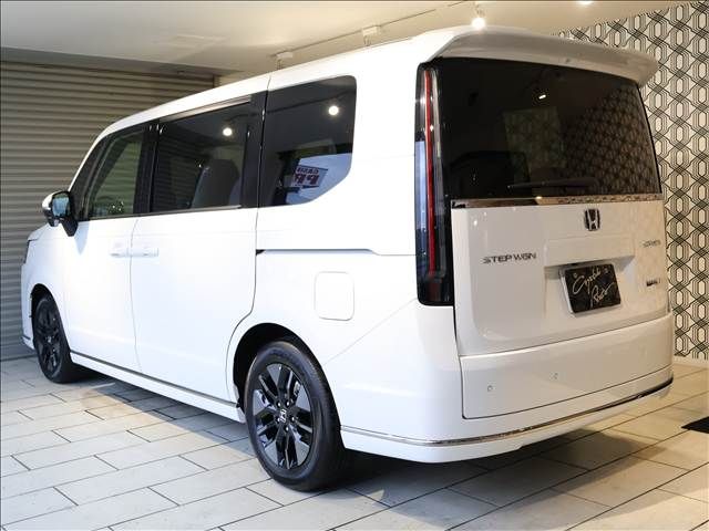 STEPWAGON e:HEV SPADA