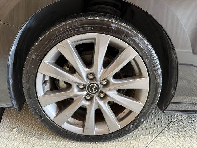 MAZDA3 SEDAN